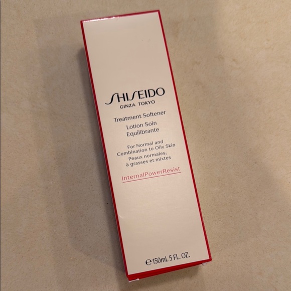 Shiseido Treatment Softener (for normal and combination to‎ oily skin) - Picture 5 of 9